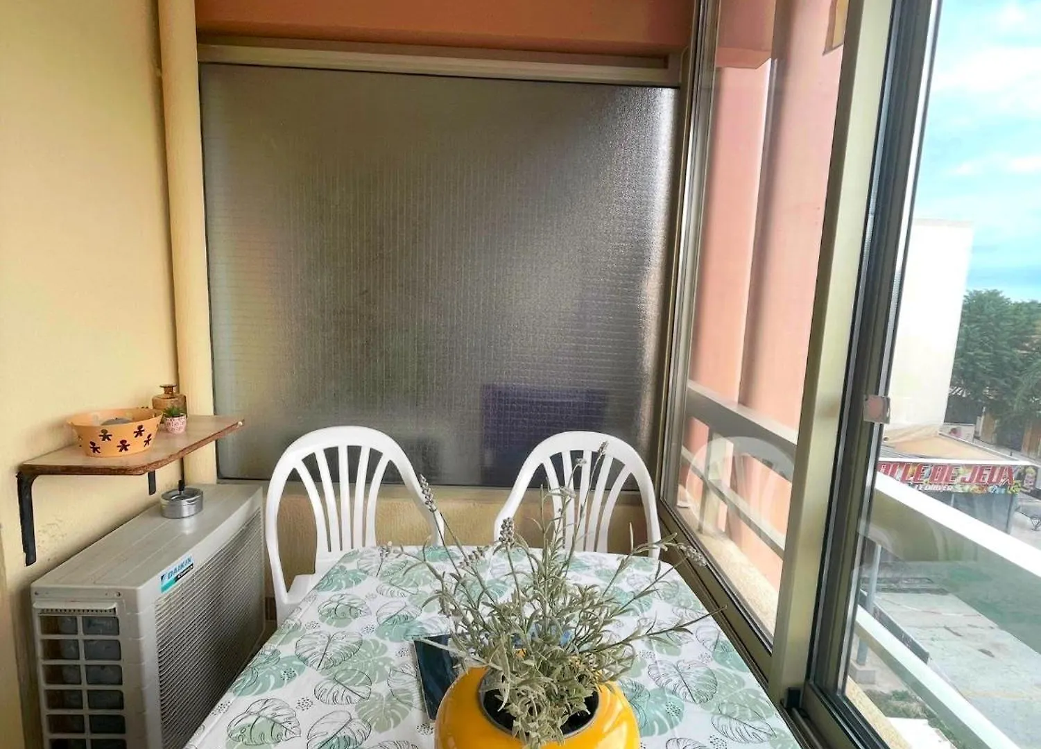 Le Refuge Des Mimosas contacts